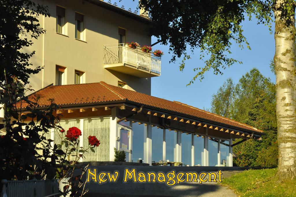 Hotel Santa Barbara Ronzo-Chienis Exterior photo